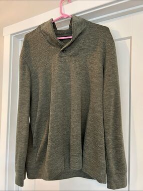 Banana Republic Men's Shawl-Collar V-Neck Sweater - Olive Green
